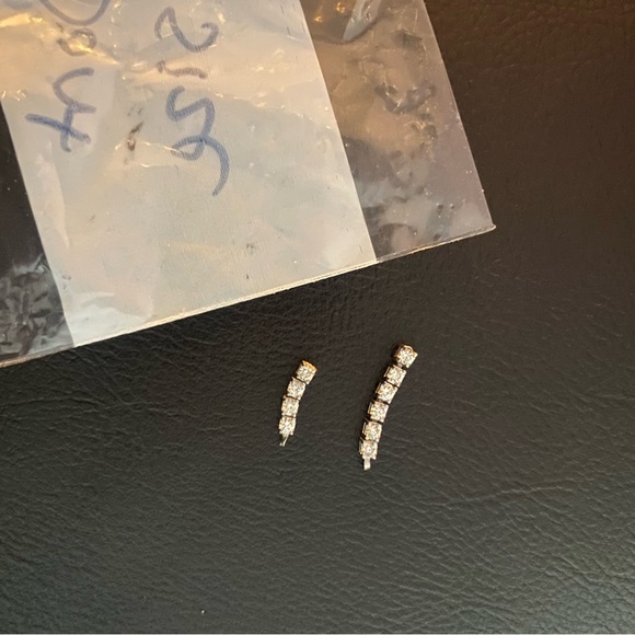 14kt White Gold Genuine 1.5ct Diamond Tennis Bracelet - Picture 9 of 9